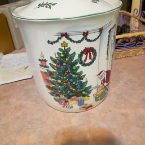 Nikko ceramic x mas cookie jar.